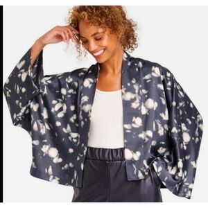 A New Day Floral print short duster Gray & White One size